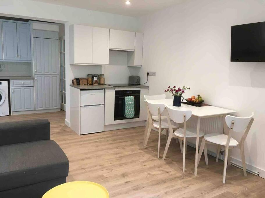 Bright And Spacious Annex Near Lymington With Private Garden 外观 照片
